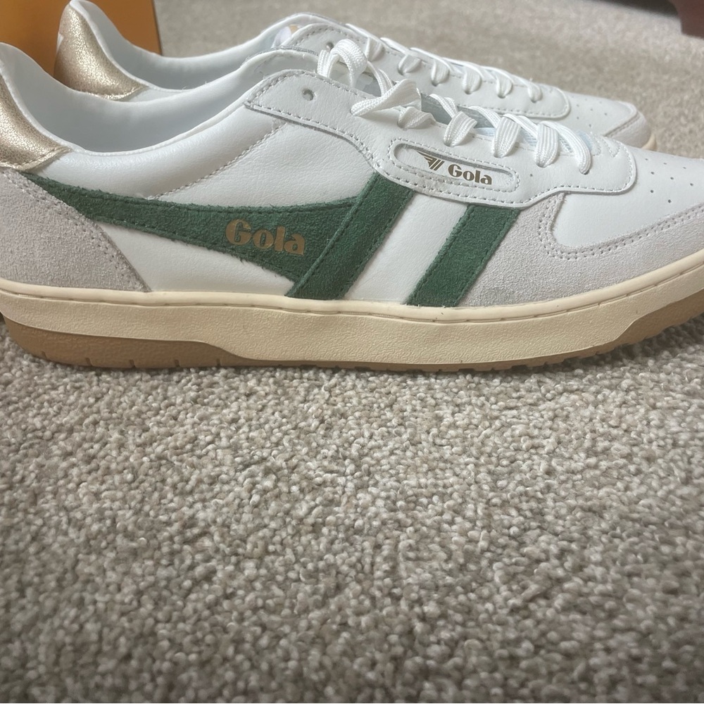 NEW Gola womens White and Green Sneakers